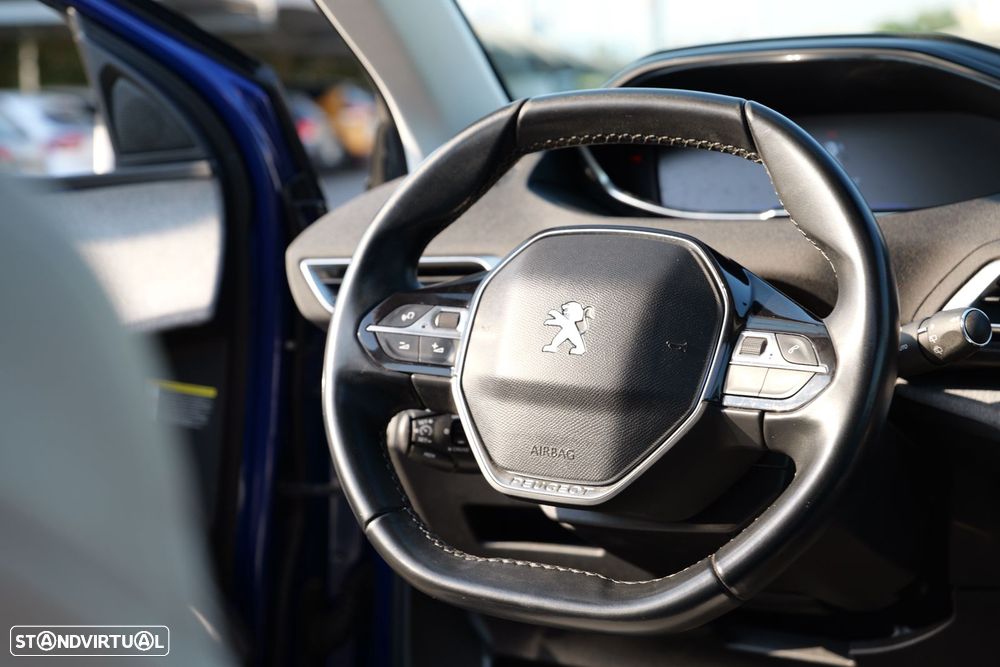 Peugeot 3008 BlueHDi 130 Stop & Start EAT8 Allure - 26