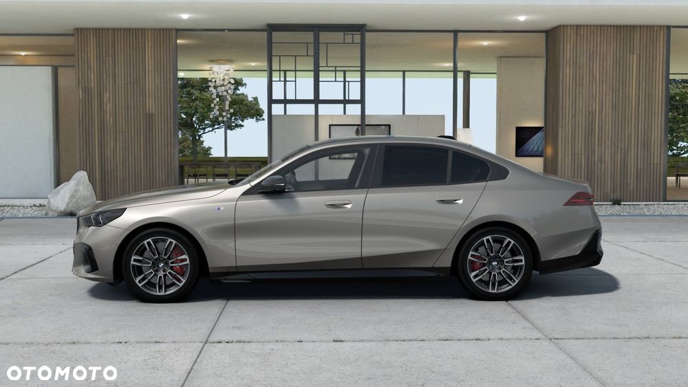 BMW Seria 5 540d xDrive - 2