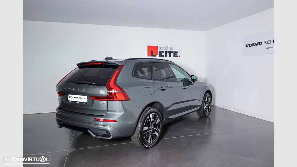 Volvo XC 60 2.0 T6 PHEV Plus Dark AWD - 6