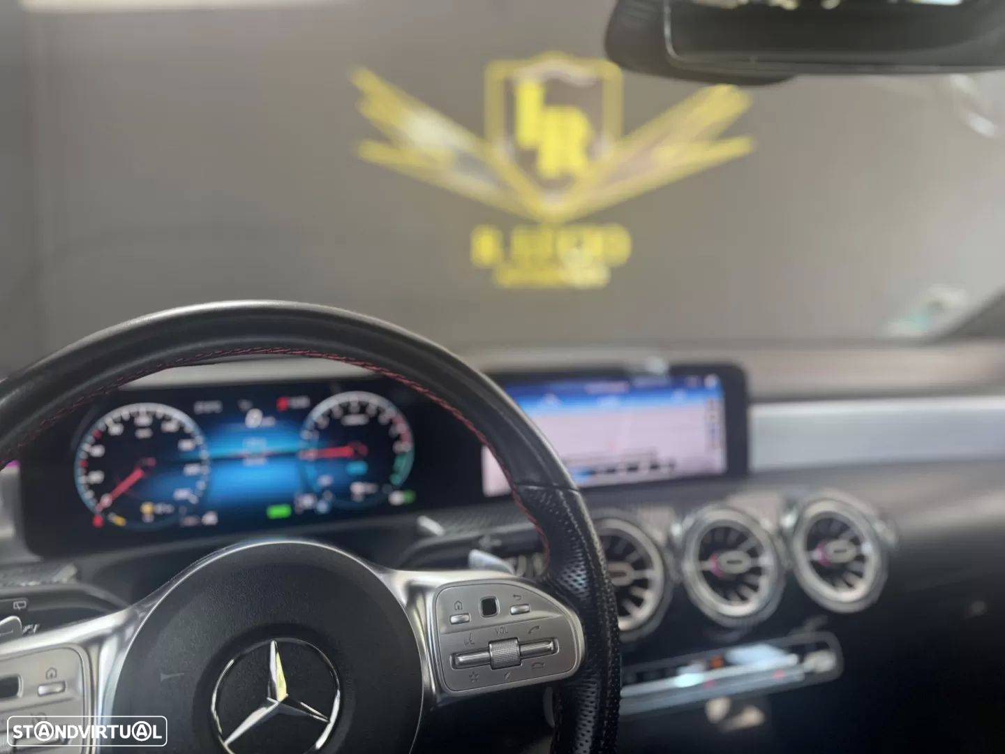 Mercedes-Benz CLA 250 e Shooting Brake AMG Line - 14