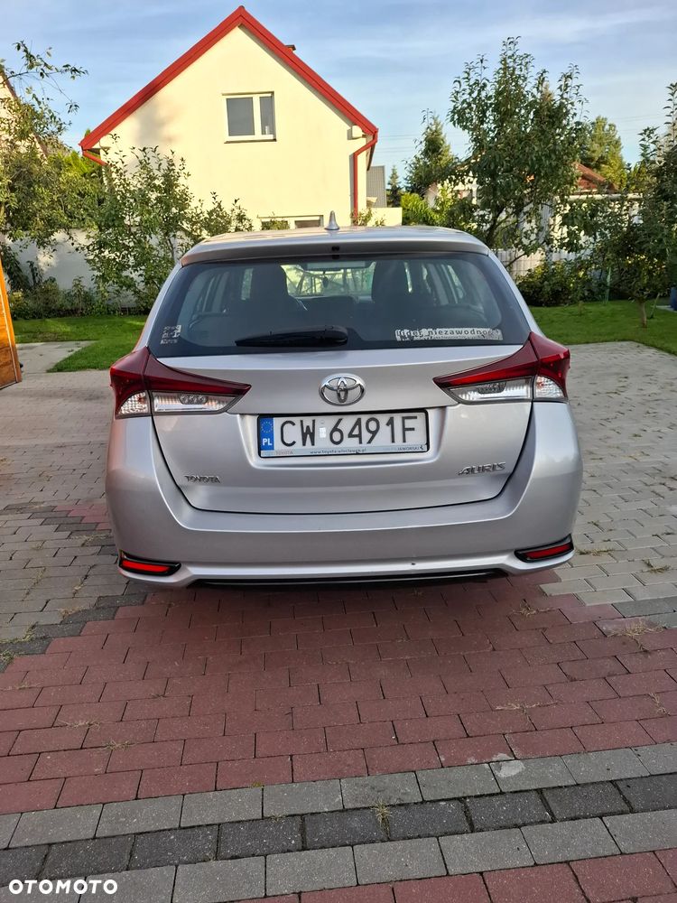 Toyota Auris 1.6 Active - 4