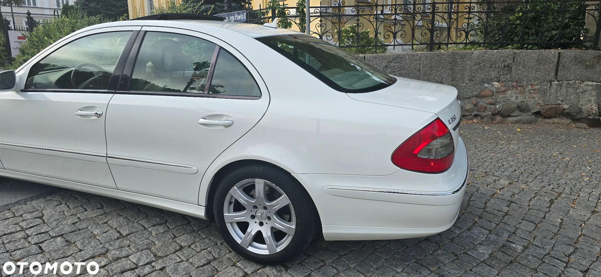 Mercedes-Benz Klasa E 350 4Matic 7G-TRONIC Avantgarde - 10