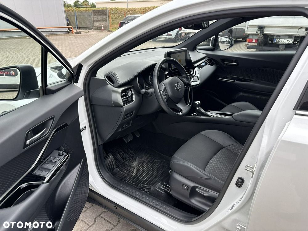 Toyota C-HR 1.8 Hybrid GPF Style - 11
