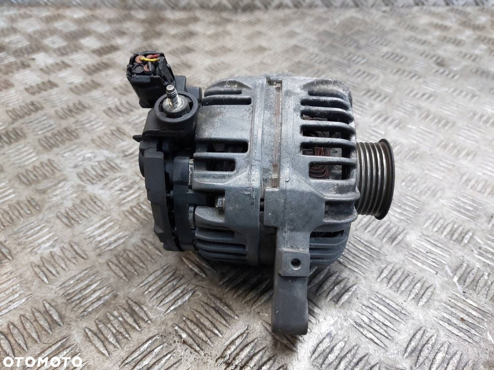 ALTERNATOR AVENSIS T25 1.8 16V 27060-0D140-A - 2