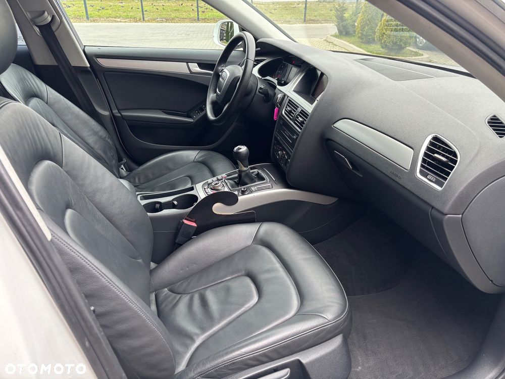 Audi A4 Avant 2.0 TDI - 26