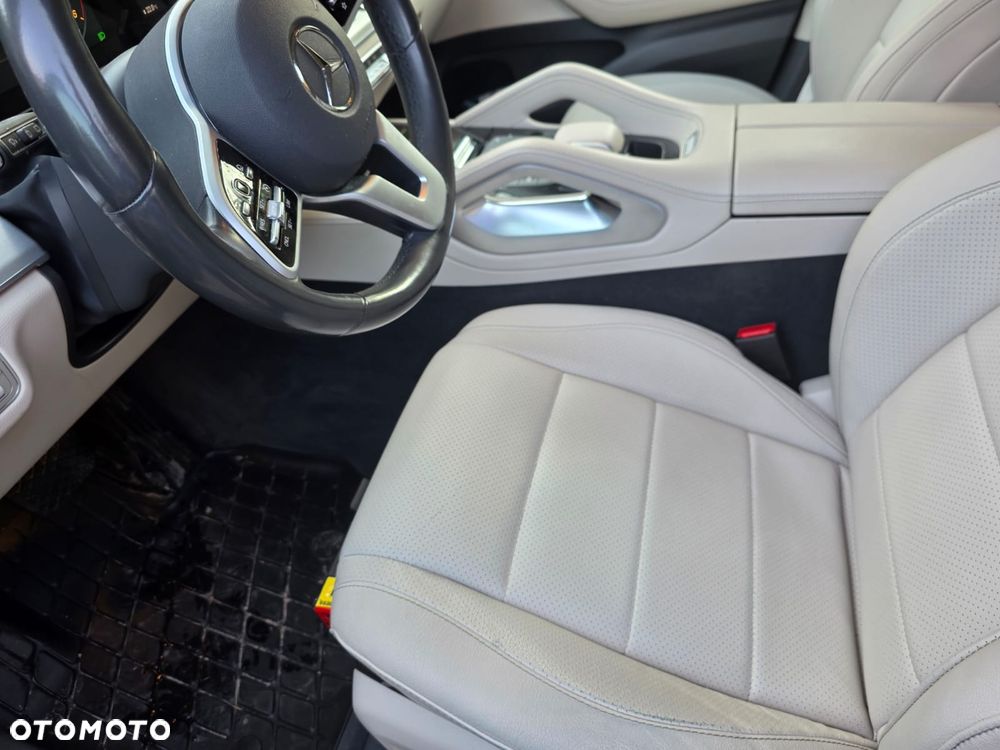 Mercedes-Benz GLE 300 d 4-Matic - 17