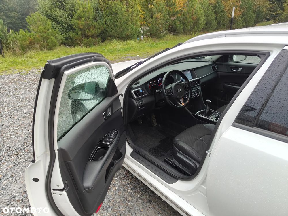 Kia Optima - 7