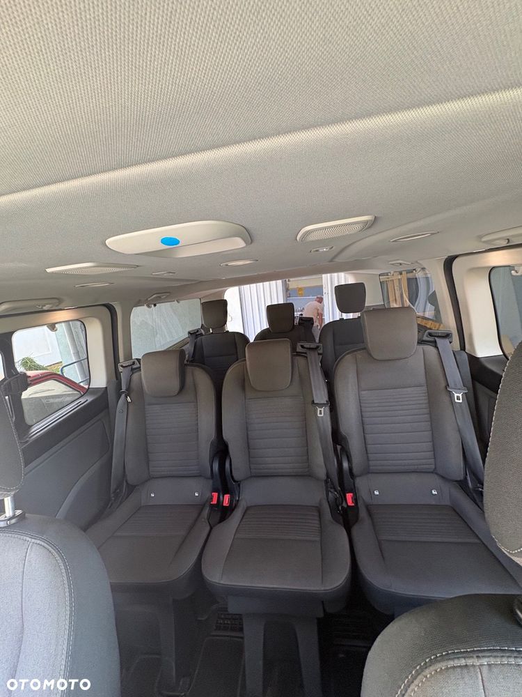 Ford Tourneo Custom 2.0 EcoBlue L2 Shuttle Bus Titanium Sel.Shift - 10