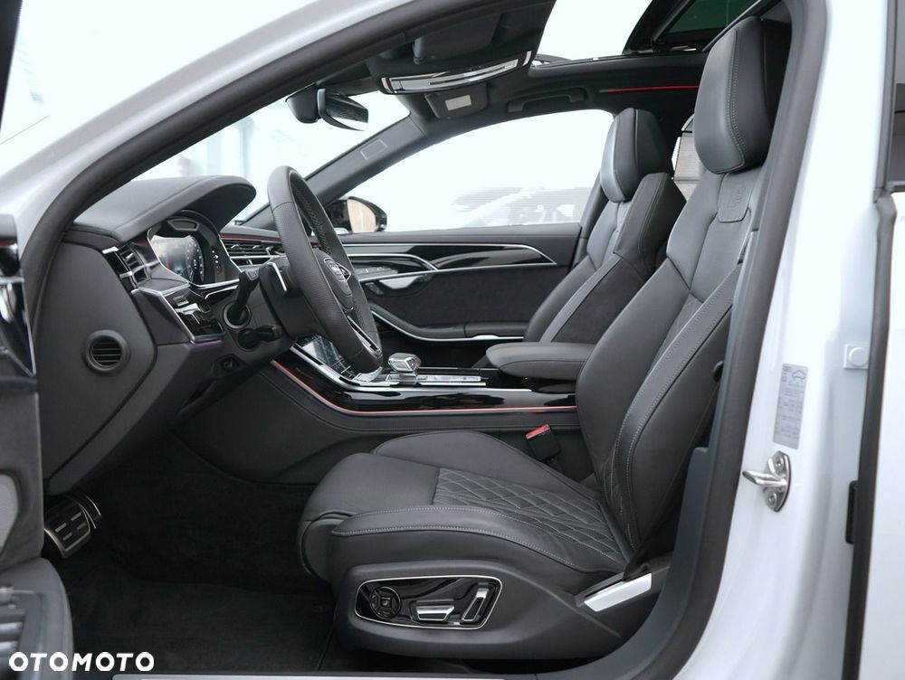 Audi A8 - 15