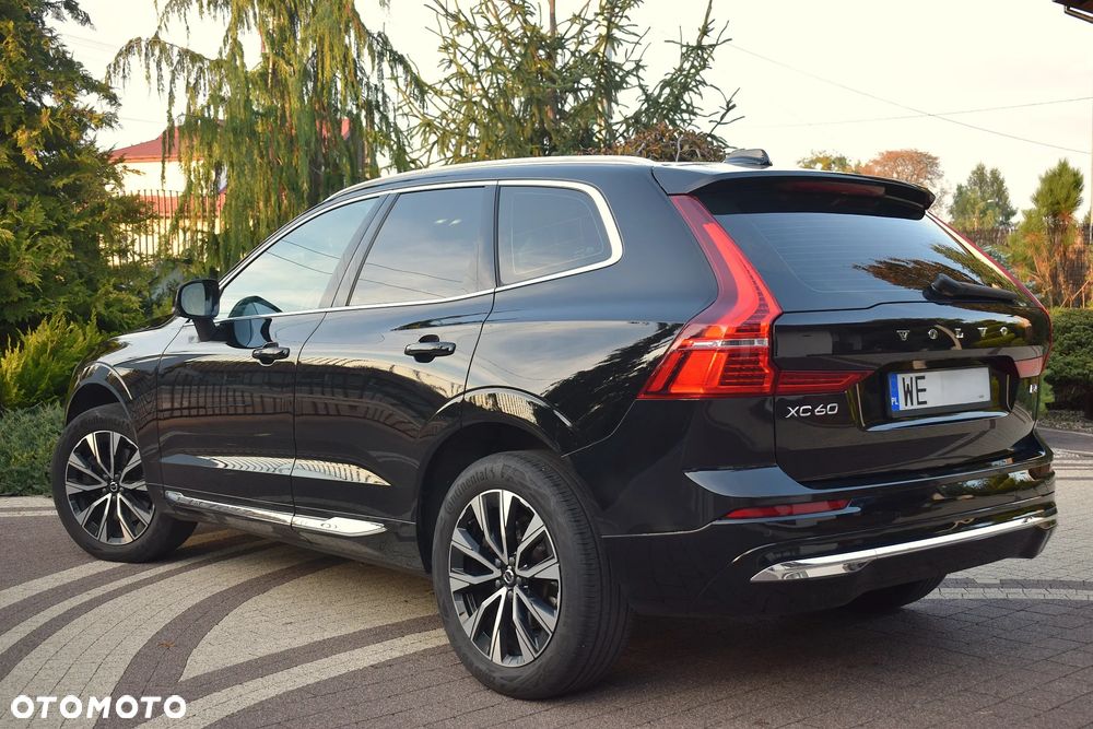 Volvo XC 60 B4 B Plus Bright - 18