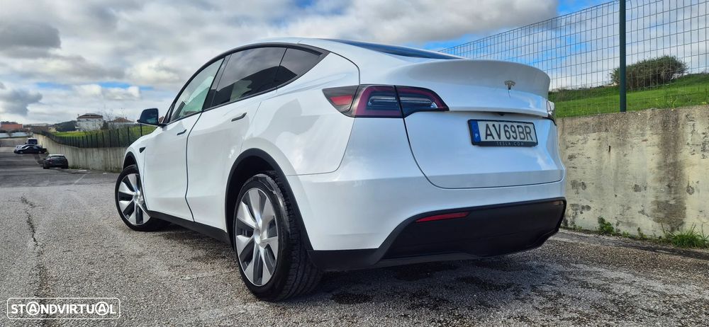 Tesla Model Y Tração Traseira - 2