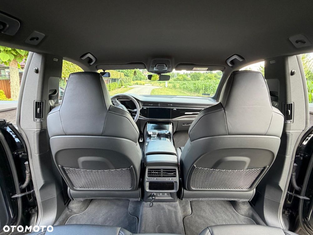 Audi SQ8 - 17