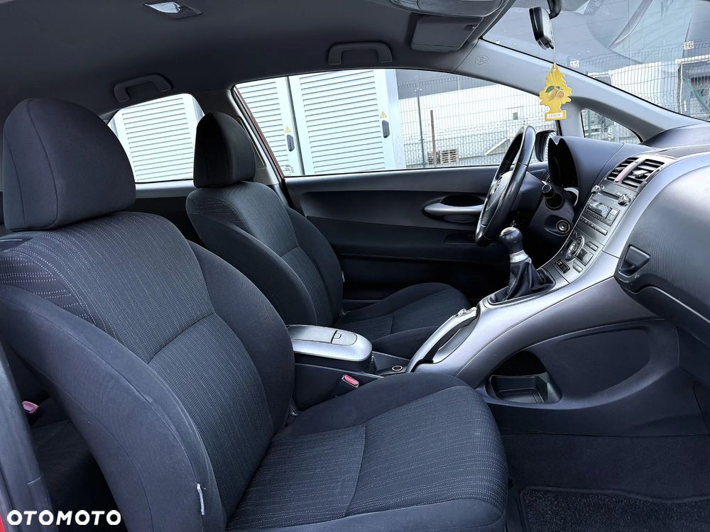 Toyota Auris - 7
