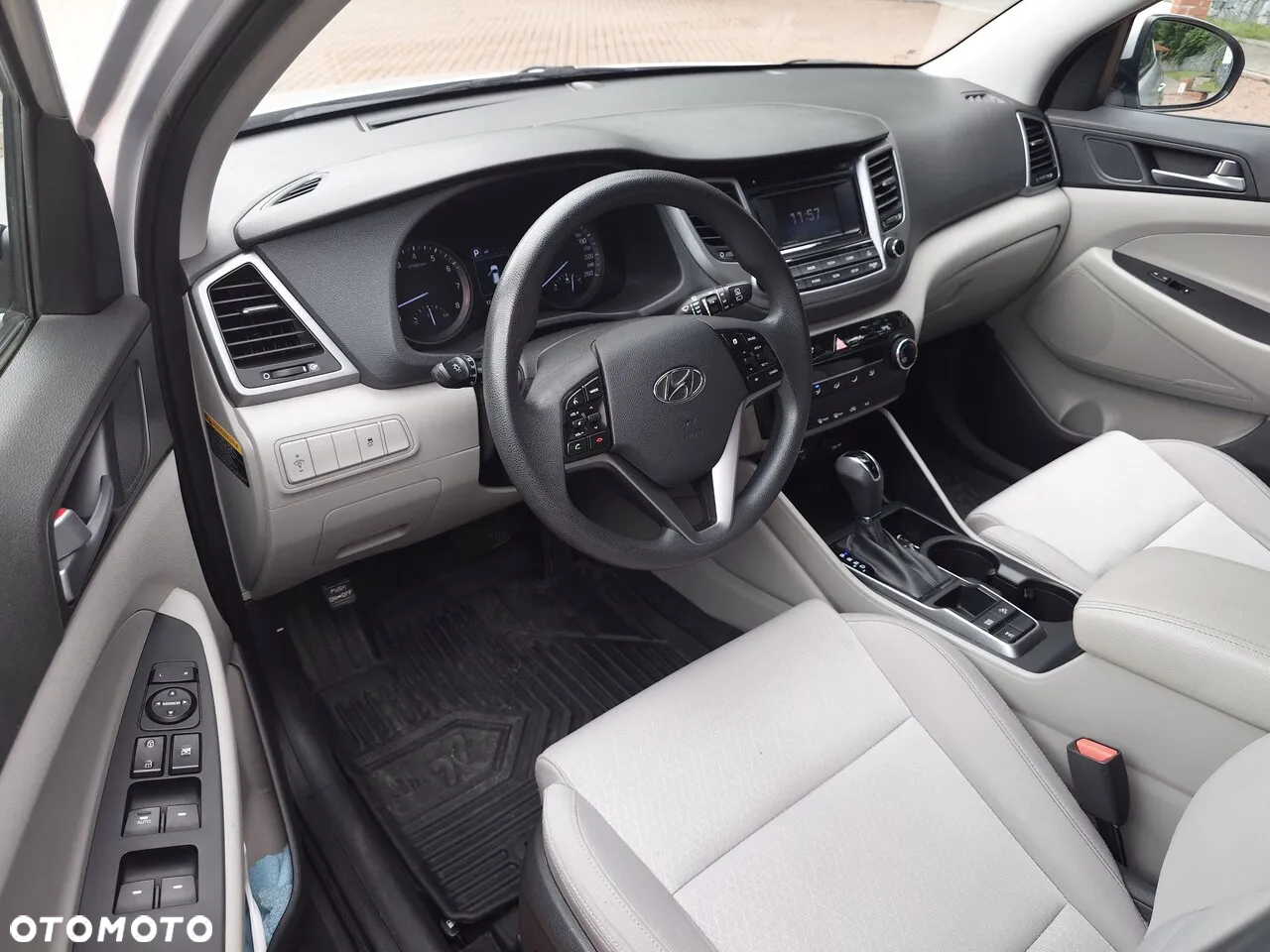 Hyundai Tucson - 8