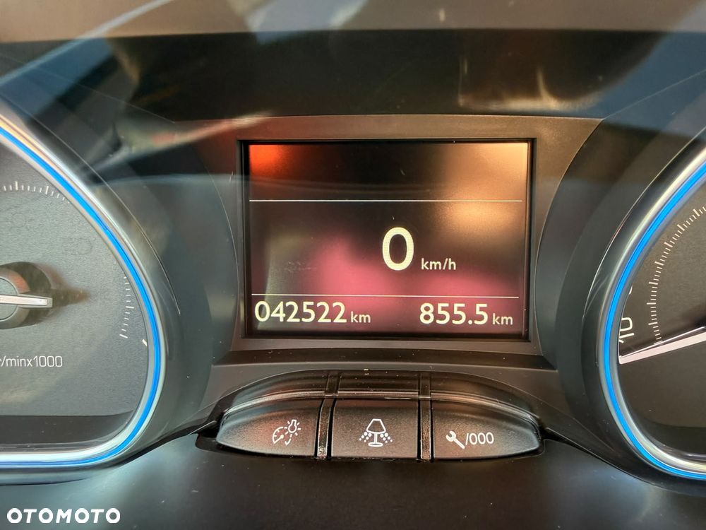 Peugeot 2008 PureTech 110 Stop&Start Allure - 23