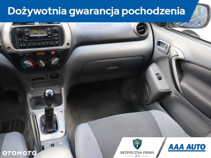 Toyota RAV4 - 9