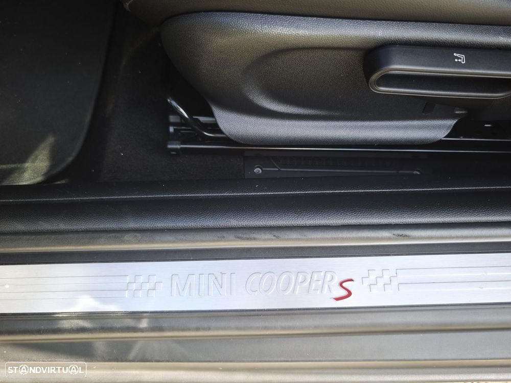 MINI 3 Portas Cooper S - 27