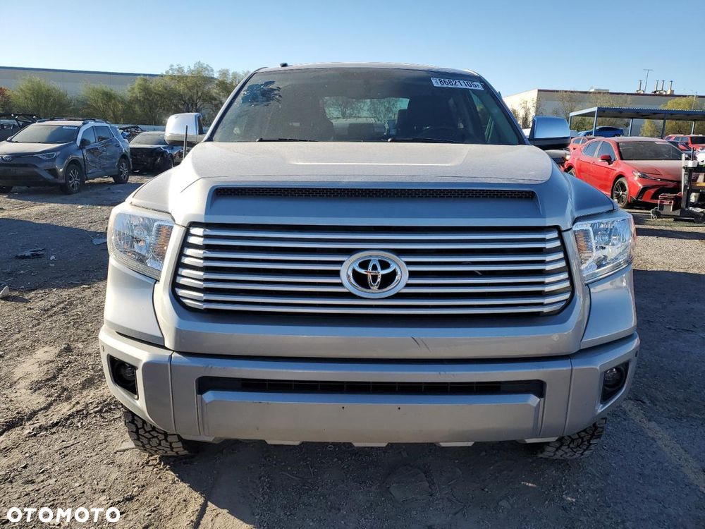 Toyota Tundra - 5