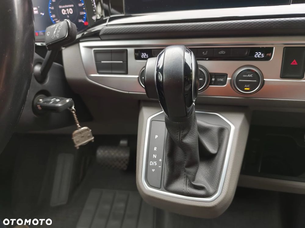 Volkswagen California - 12