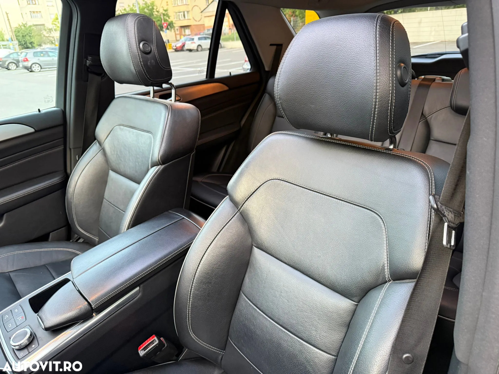 Mercedes-Benz ML 350 BlueTEC 4MATIC 7G-TRONIC Edition 1 - 11
