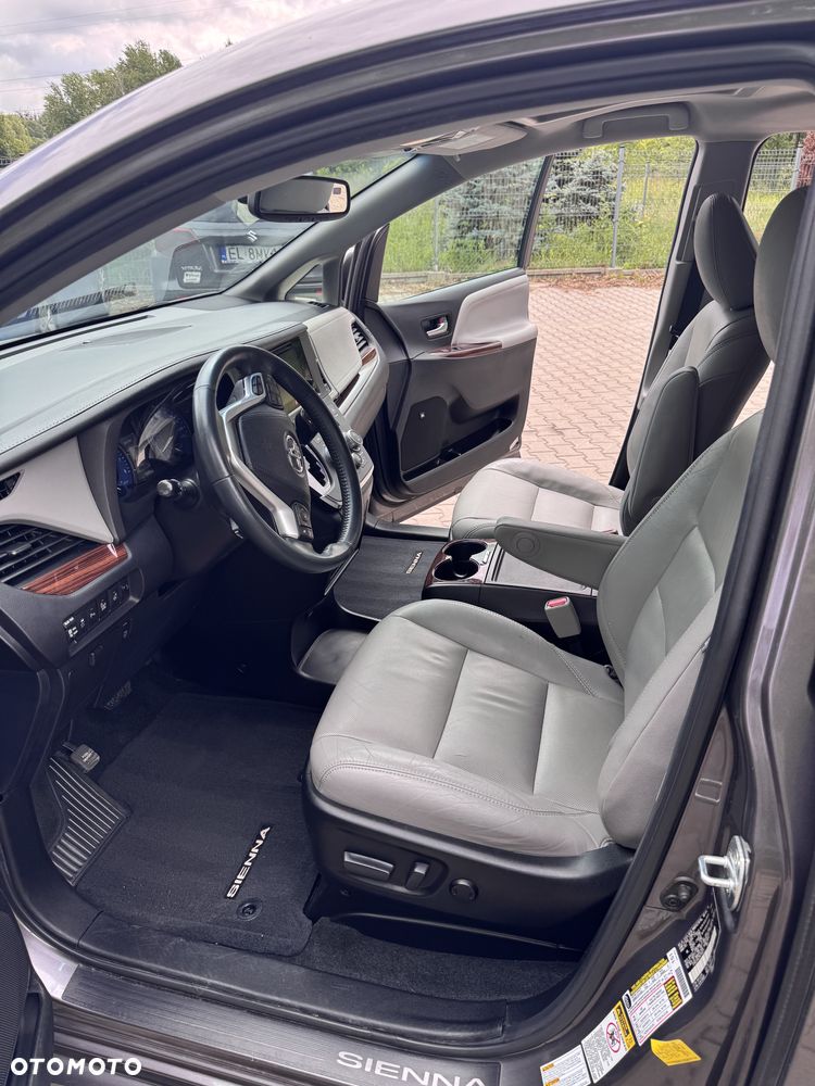 Toyota Sienna 3.5 V6 Limited AWD - 32
