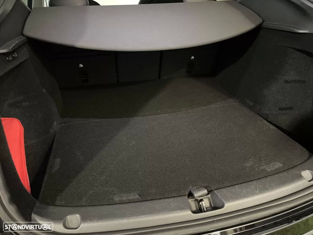 Tesla Model Y Long Range Tração Integral - 44