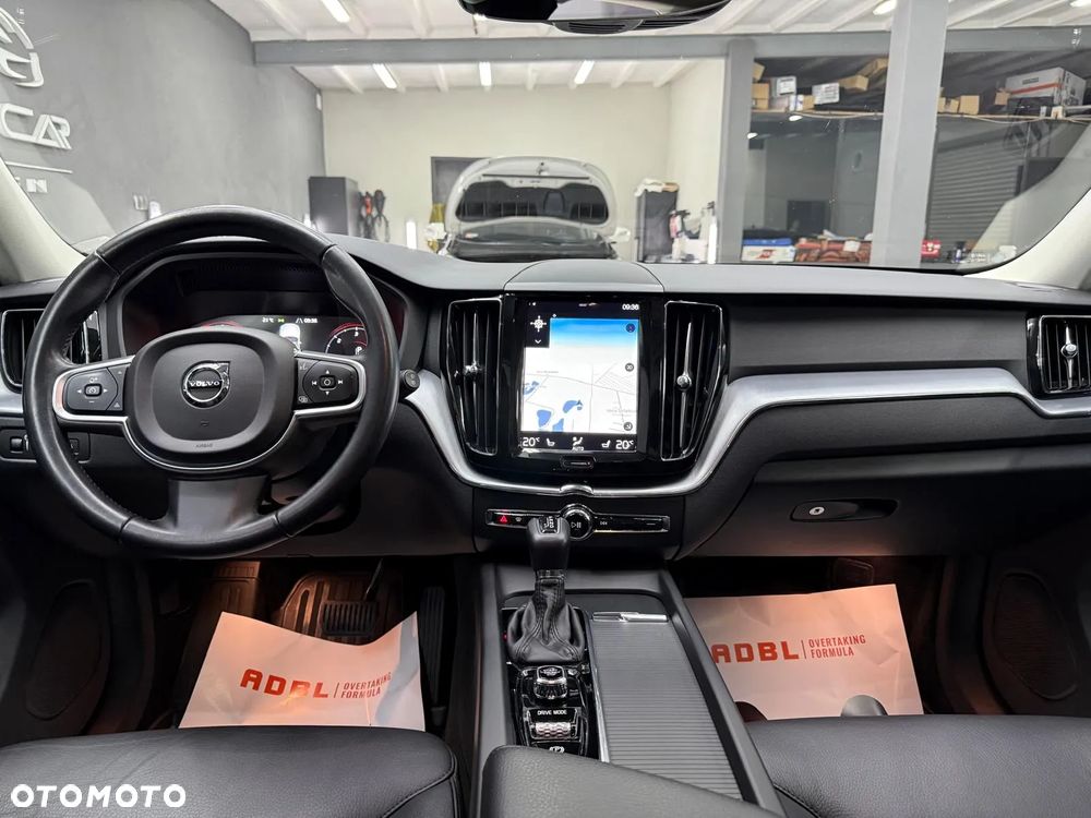 Volvo XC 60 D4 Momentum - 15