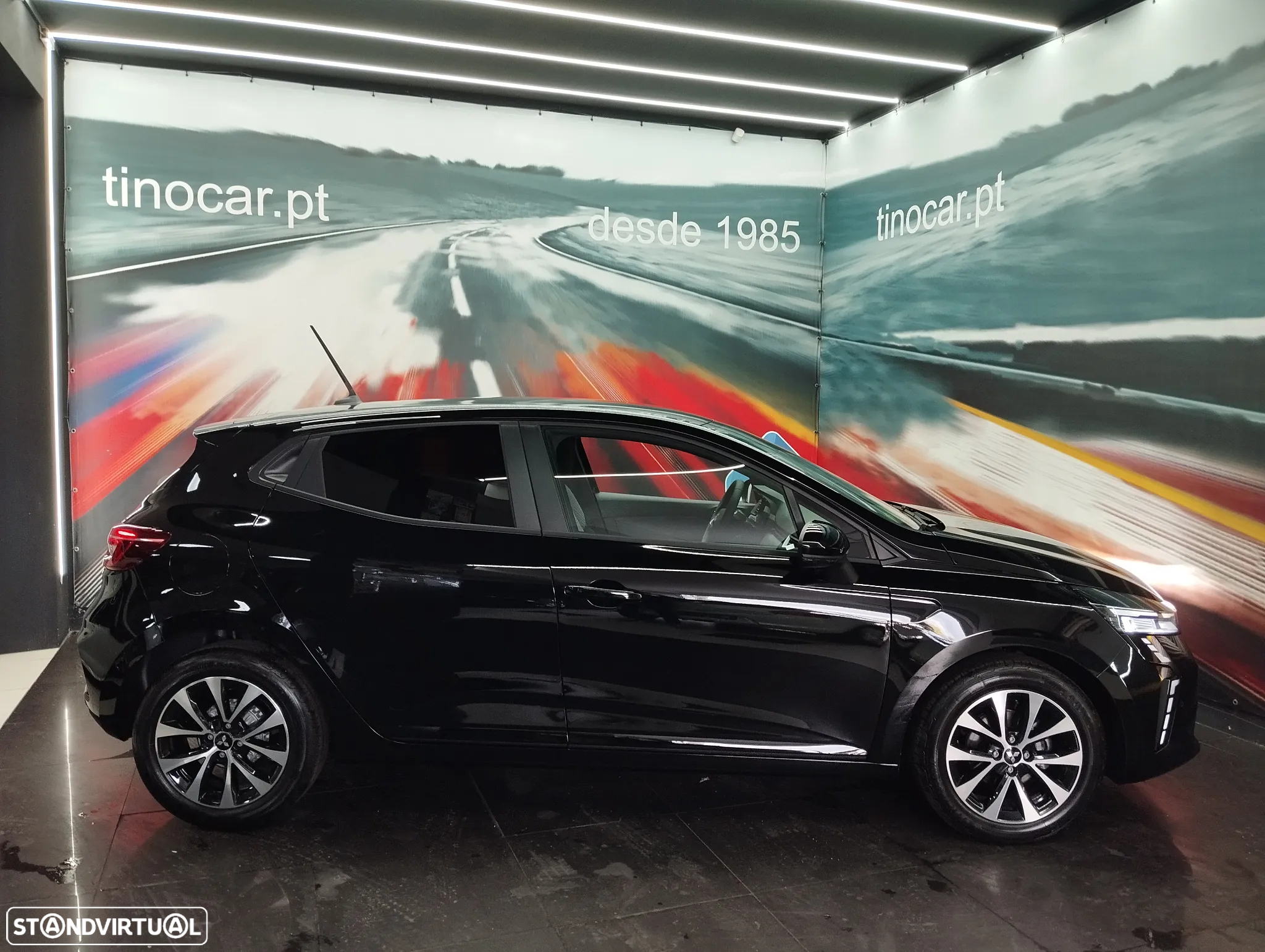Mitsubishi Colt - 7