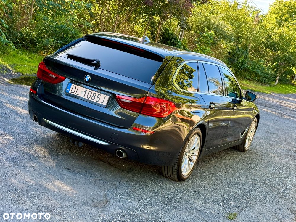 BMW Seria 5 520d Luxury Line - 3