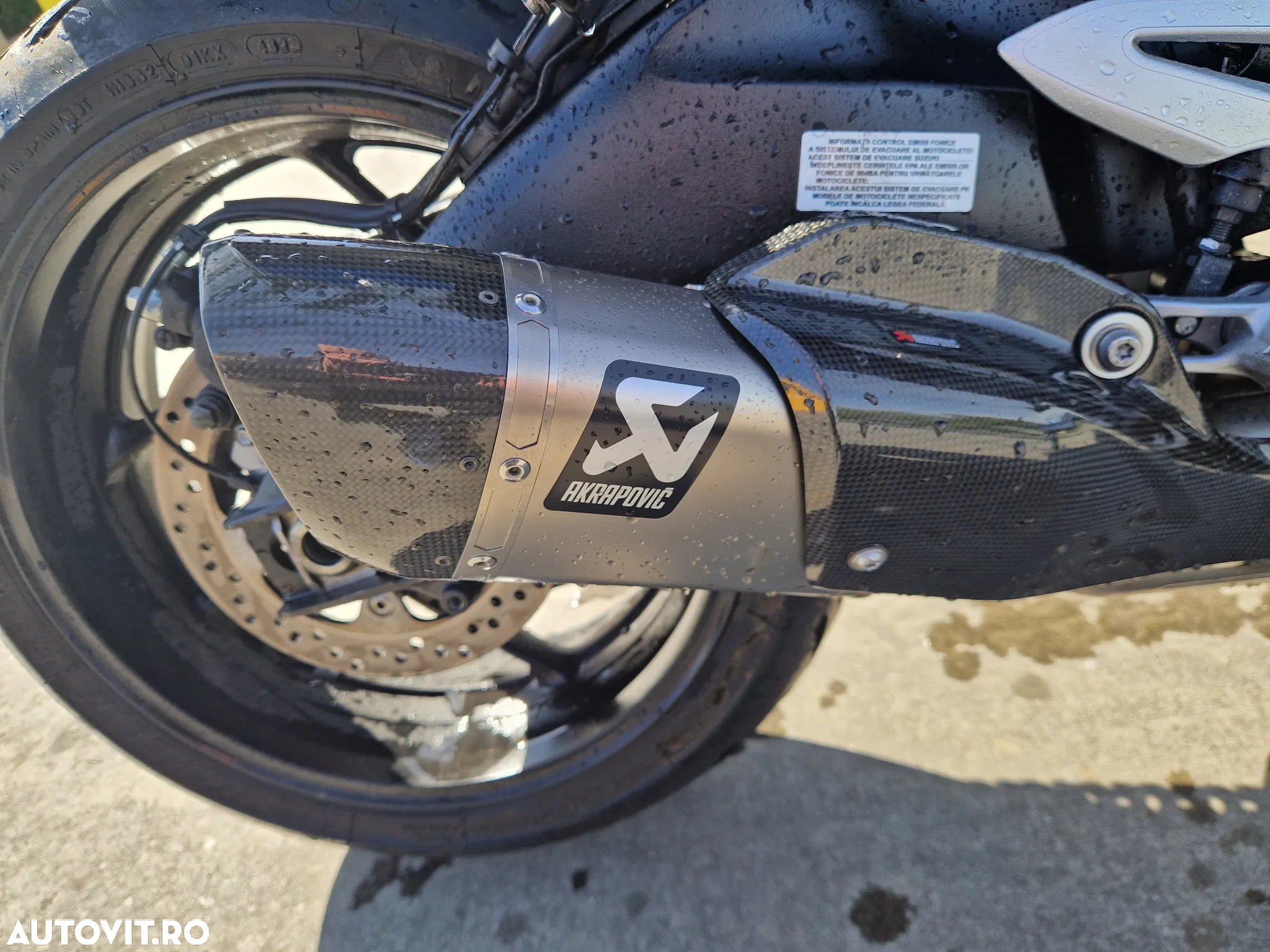 Suzuki GSX-S 950 - 3