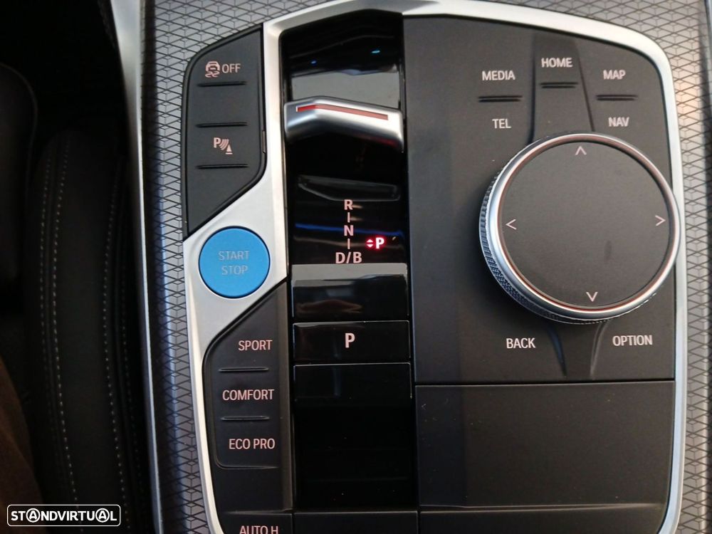 BMW i4 eDrive35 Pack Desportivo M - 26