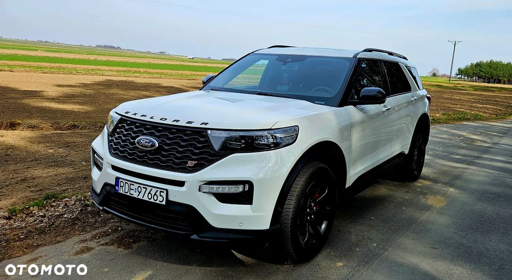 Ford Explorer - 1