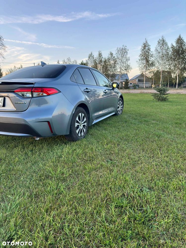 Toyota Corolla - 4