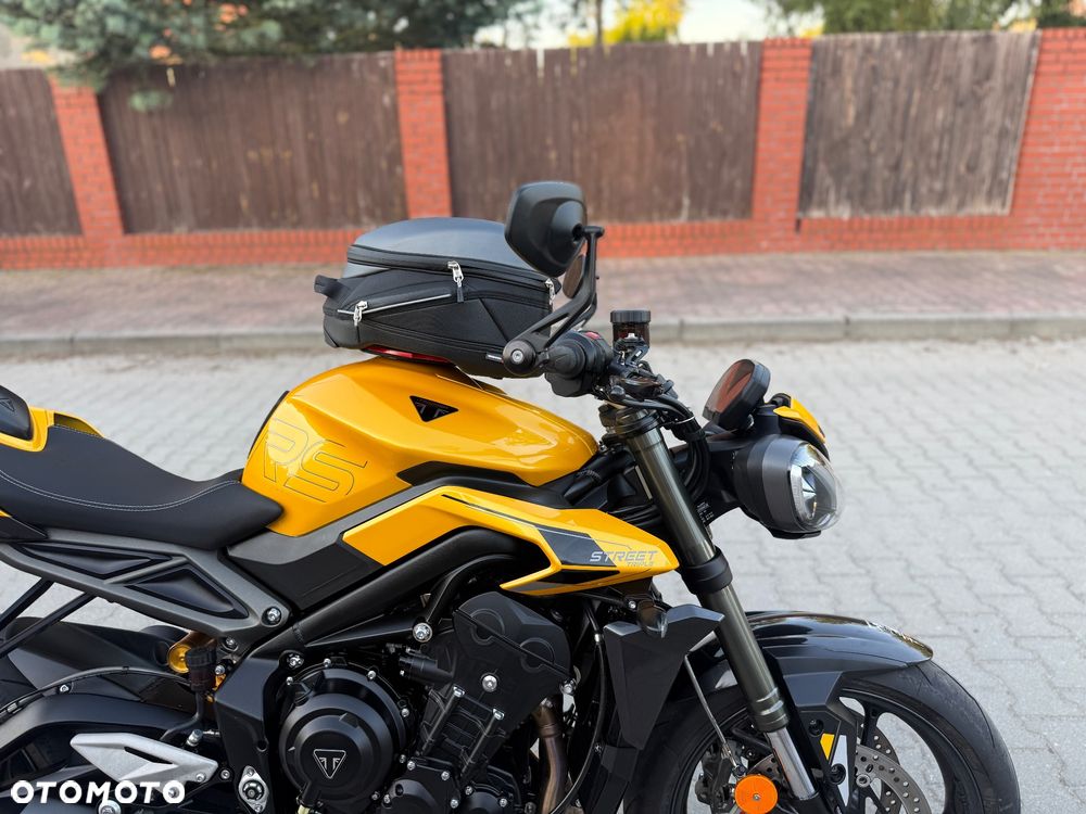 Triumph Street Triple - 7