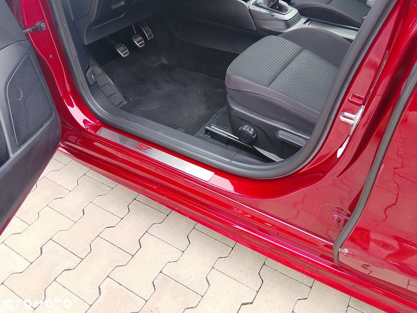Ford Focus 1.5 EcoBoost STart-Stopp-System ST-LINE - 14
