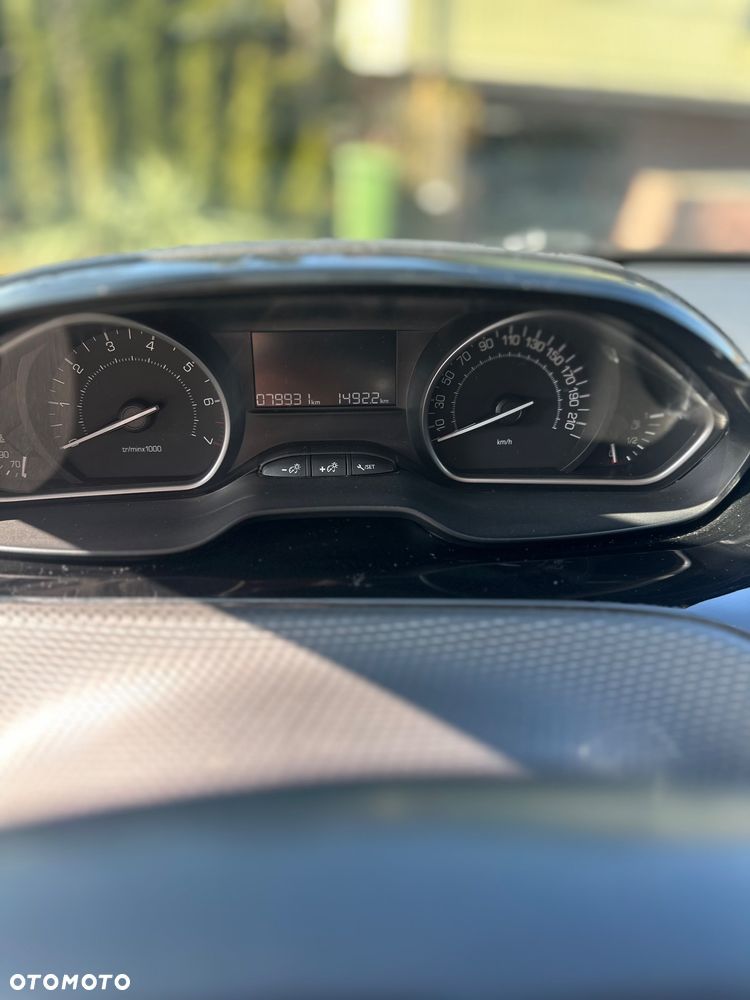 Peugeot 208 1.2 PureTech Active - 14