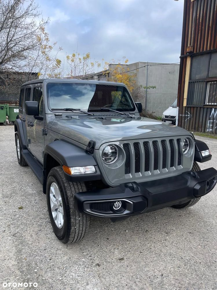 Jeep Wrangler - 2