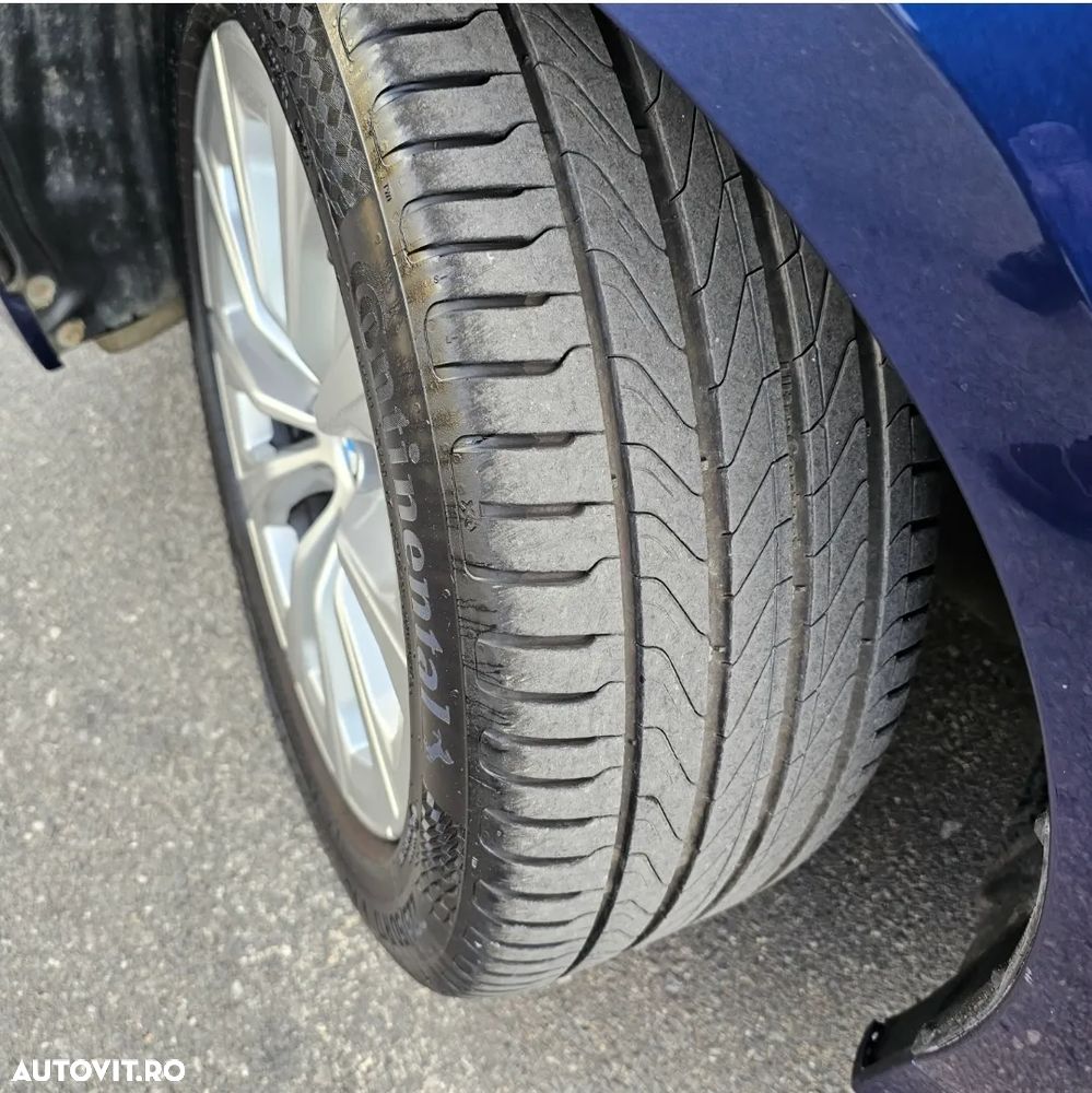 BMW Seria 3 318d Touring Aut. Sport Line - 24