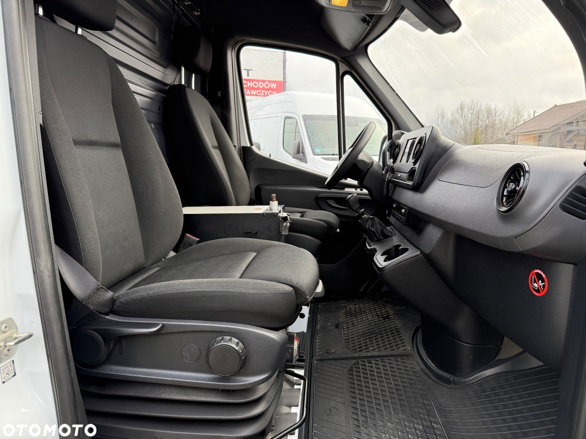 Mercedes-Benz Sprinter 314 CDI /L2H2/WARSZTAT Sortimo/Zasilanie 230V/Navi/Klima/Webasto/Kamera/hak/bdb stan - 36