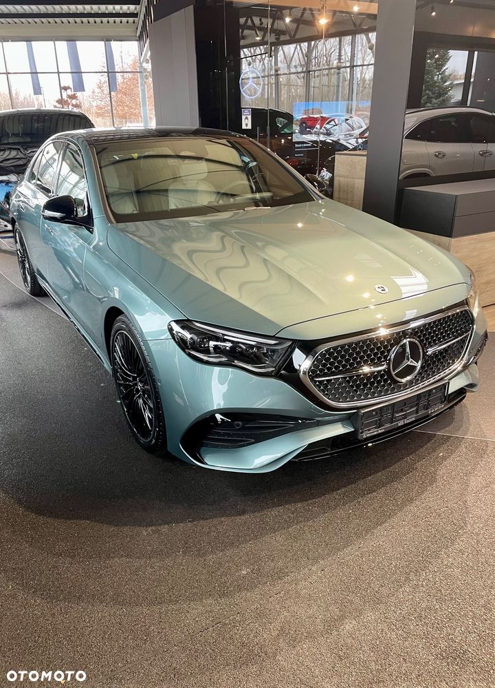 Mercedes-Benz Klasa E 220 d mHEV 4-Matic AMG 9G-Tronic - 2