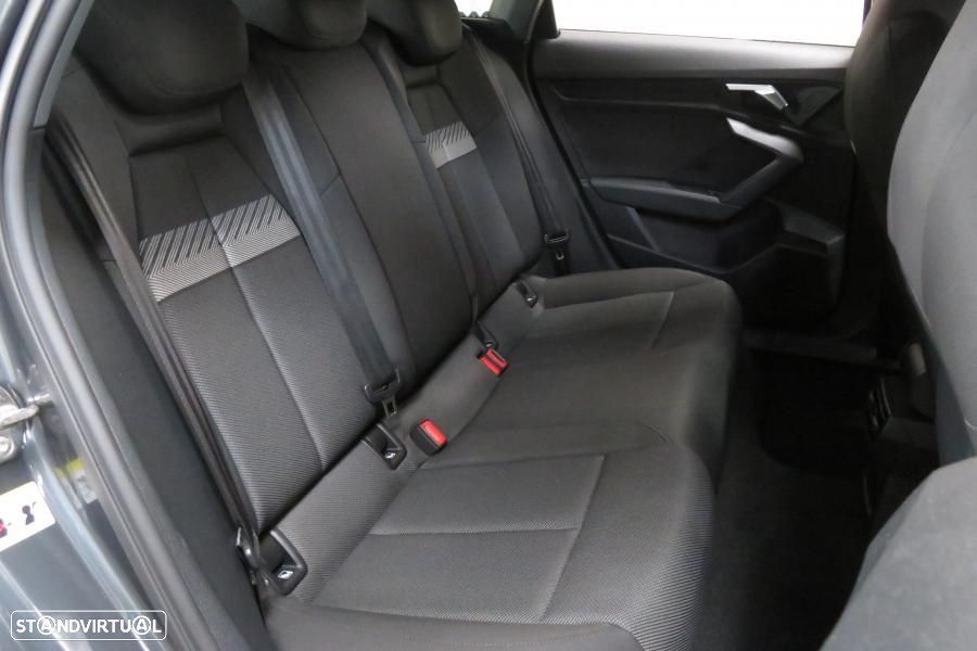 Audi A3 Sportback 30 TFSI Advanced - 29
