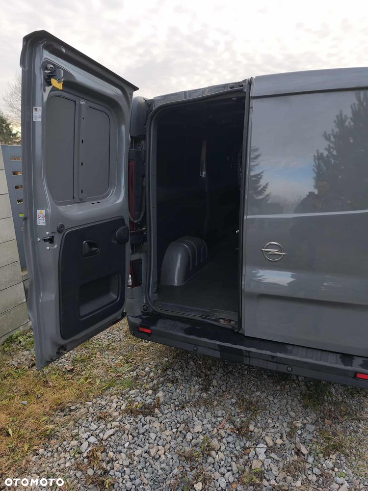Opel VIVARO - 13
