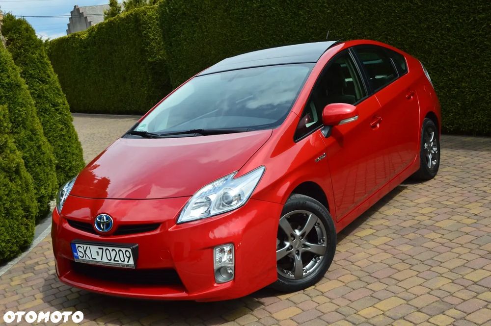 Toyota Prius (Hybrid) Life - 40