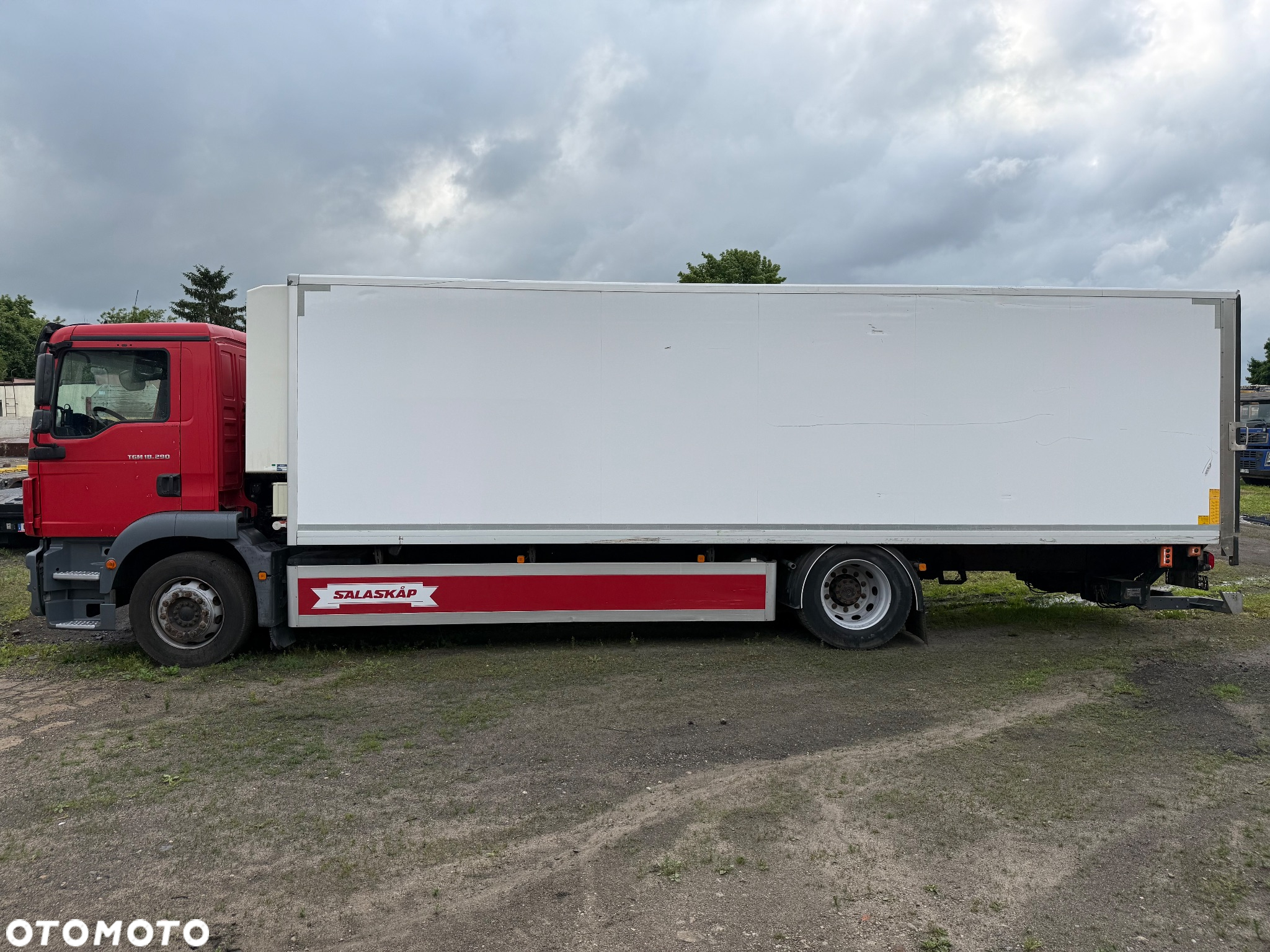MAN TGM 18.290 chłodnia 18 palet tylko 143 tys km WINDA - 9