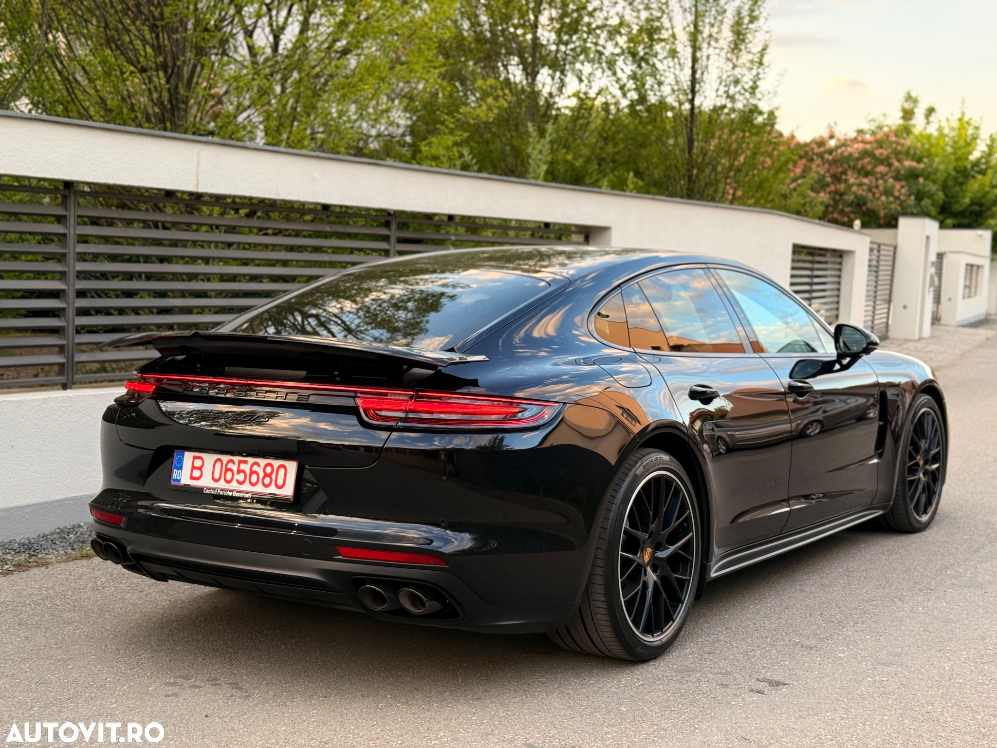 Porsche Panamera GTS - 13