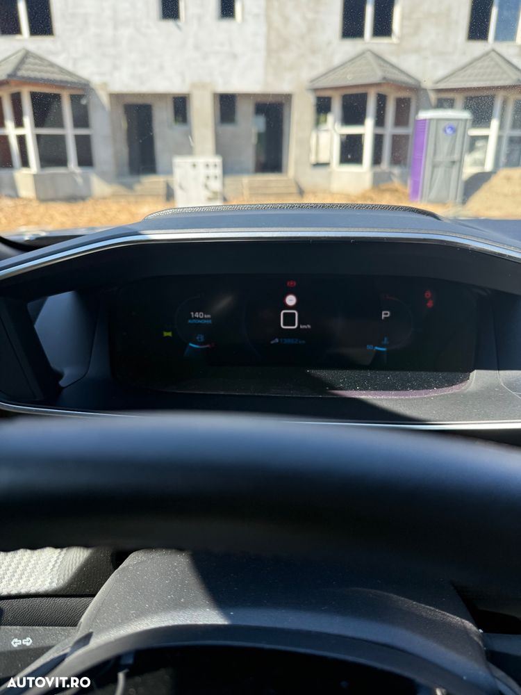 Peugeot 2008 1.2 L PureTech STT EAT8 Allure - 7