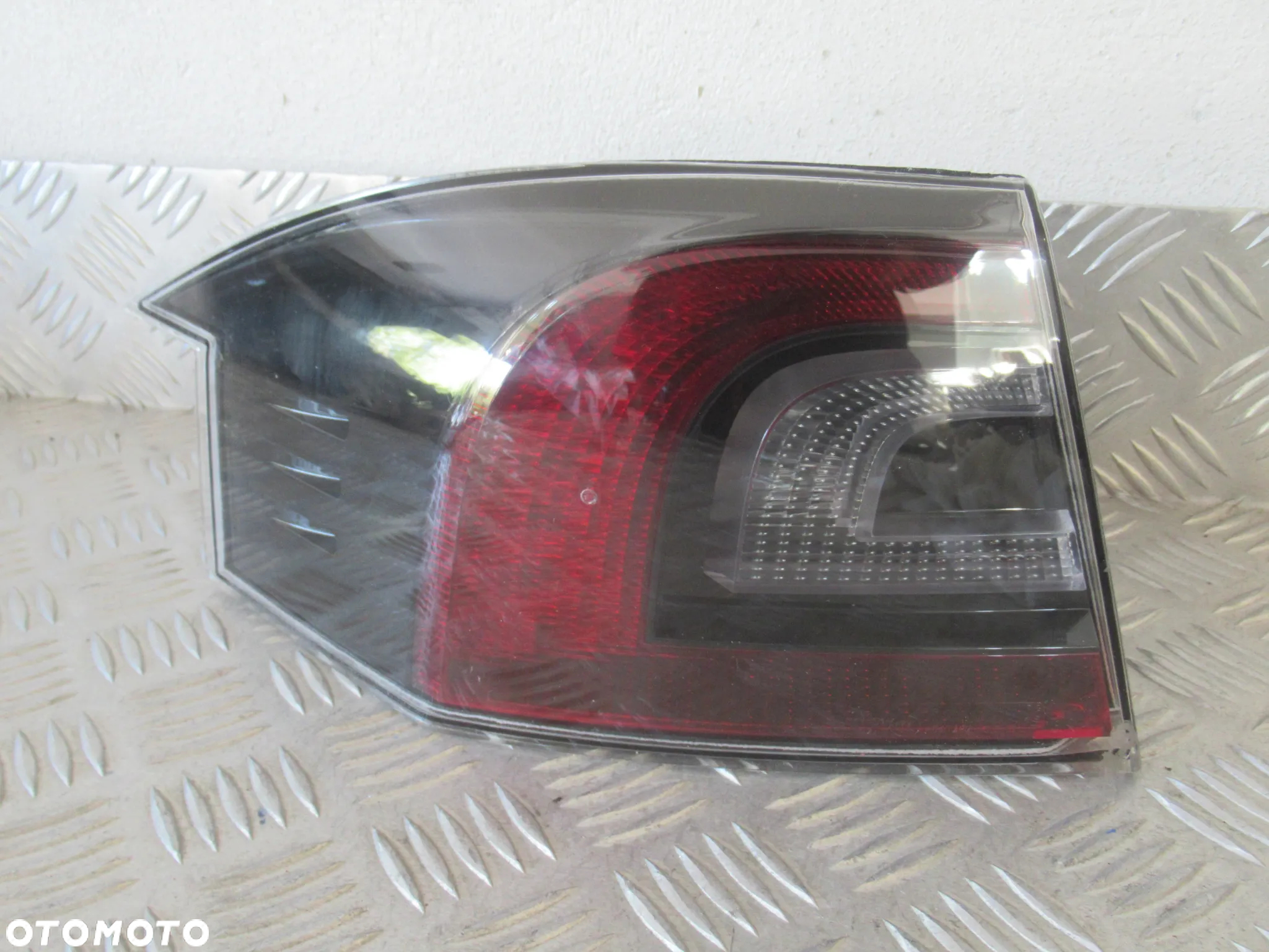 LAMPA TYLNA TYŁ LEWA TESLA MODEL S LIFT 6005920-00-J - 4