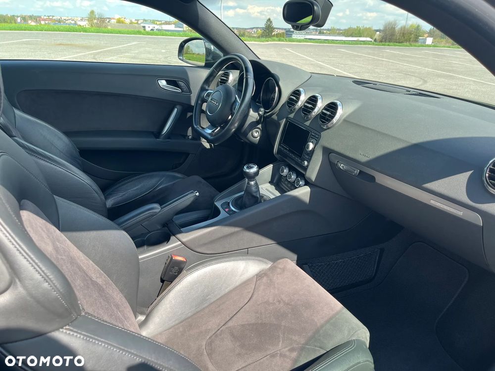 Audi TT Coupé - 15