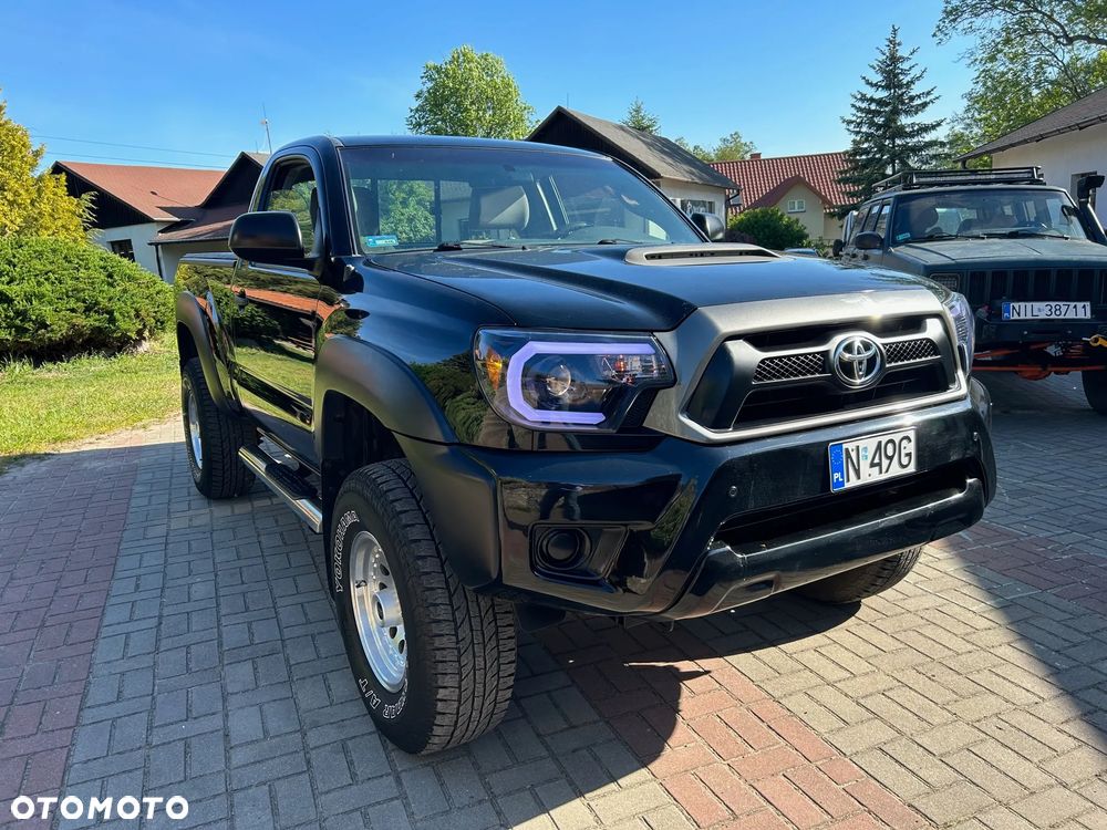 Toyota TACOMA - 5