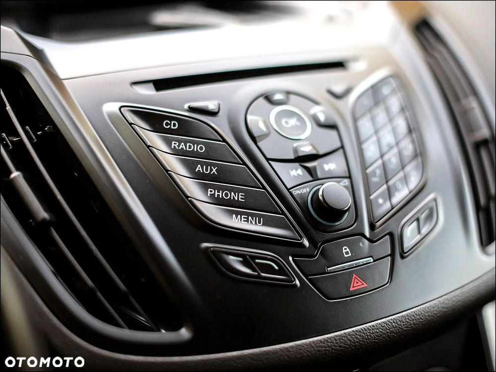 Ford Kuga - 23